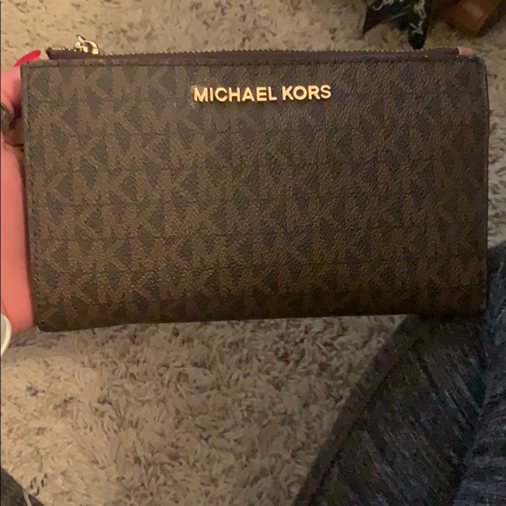 Michael Kors wristlet!